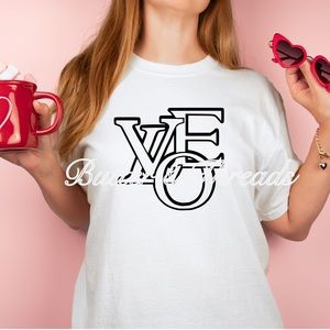 LOVE GRAPHIC T-SHIRT